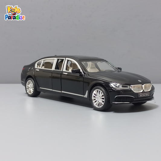 BMW 7 Series 760Li 1:24 Scale Diecast Model Car