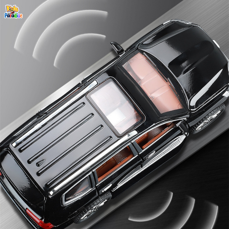 Toyota Land Cruiser LC 300 1:24 Scale Diecast Model Car SR-2405 B