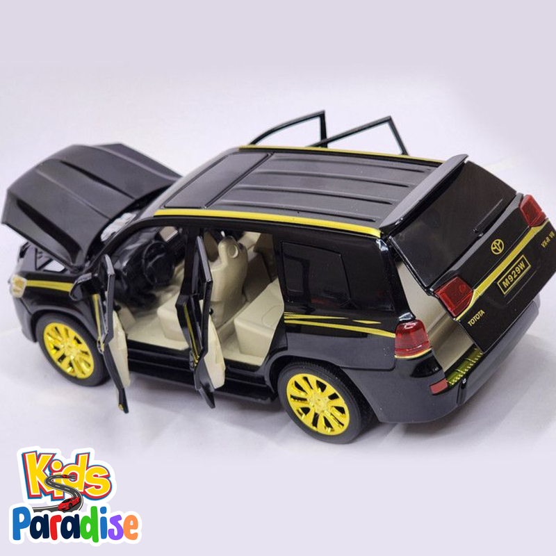 1:24 Toyota Land Cruiser VXR V8 Black and gold Die Cast Model Car M-926-W
