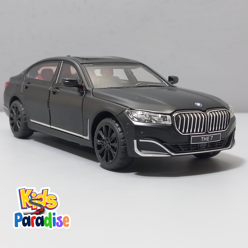 BMW 7 Series 760Li Matt Black 1:24 Scale Diecast Model Car