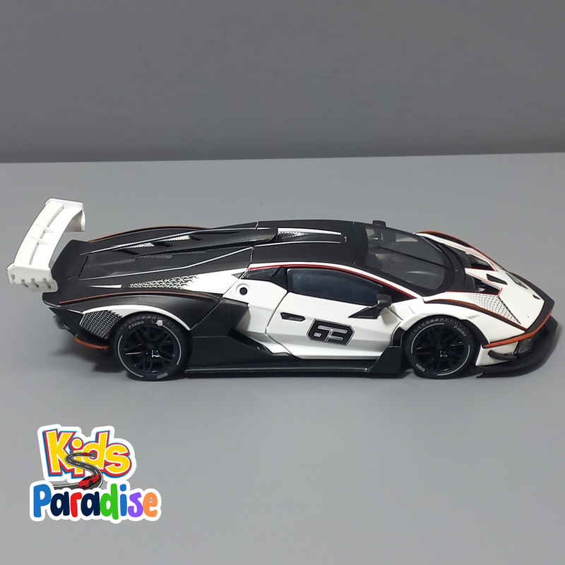 Lamborghini Essenza SCV12 1:24 Scale Diecast Model Car