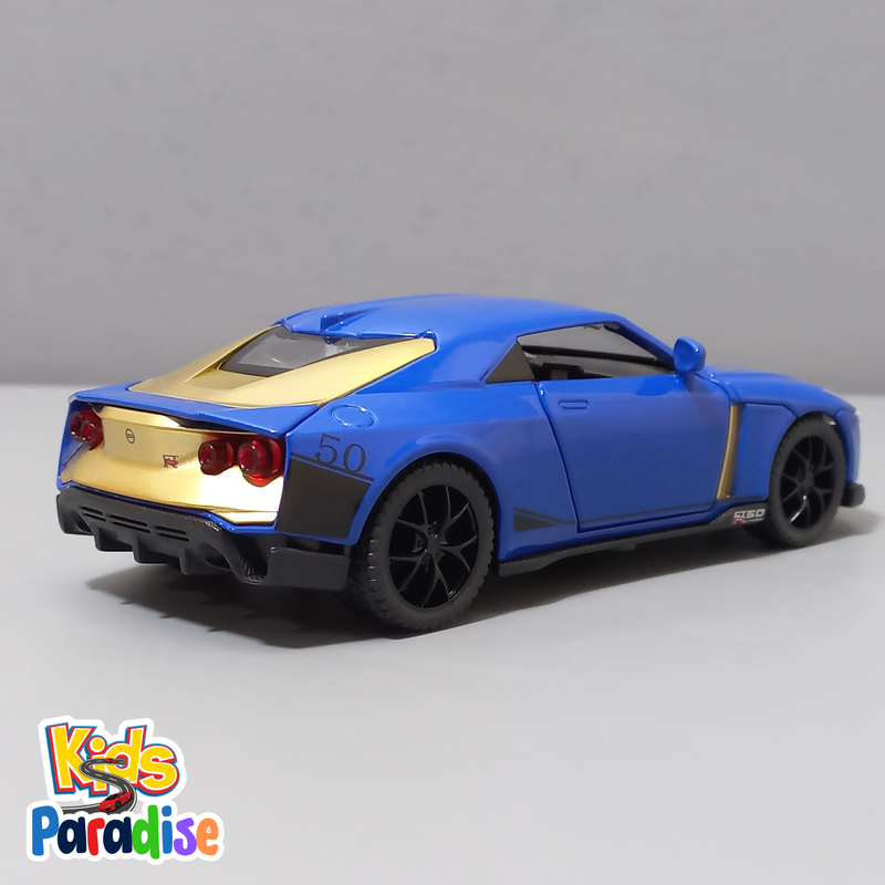 Nissan Gtr 50 1:32 Scale Diecast Model Car