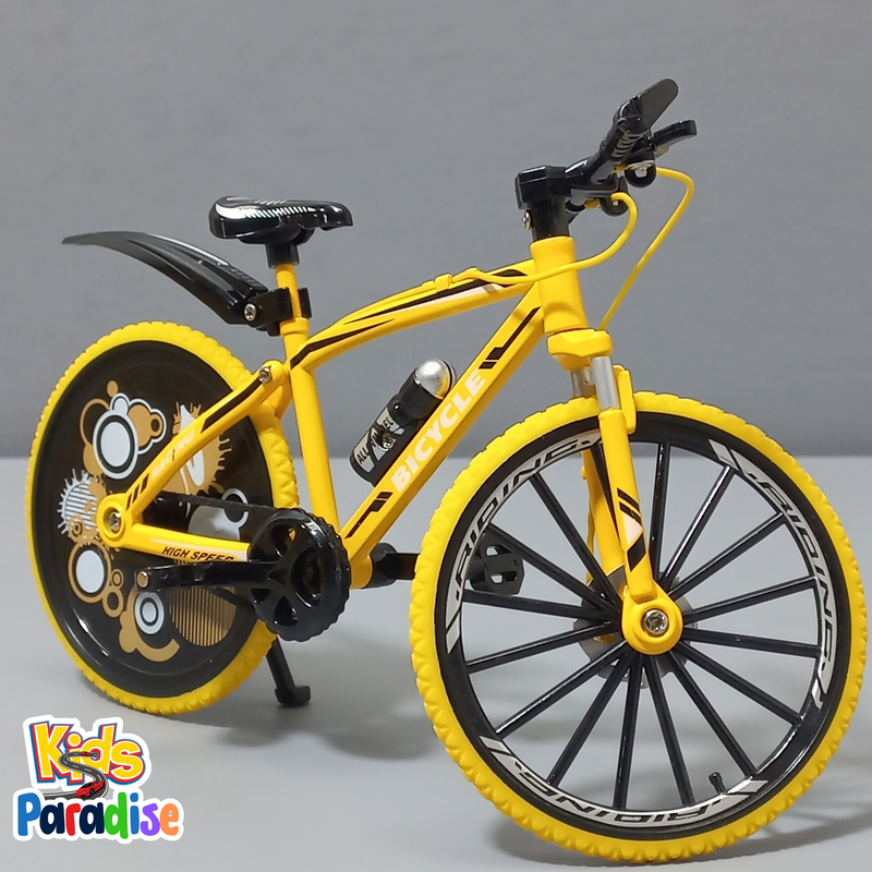 Metal Alloy Exquisite Bike Model 1:8 Scale Diecast Model Bicycle