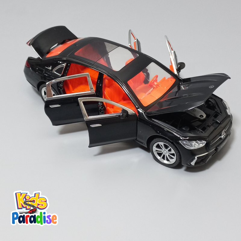 Mercedes C-class C260 L 1:24 Scale Diecast Model Car