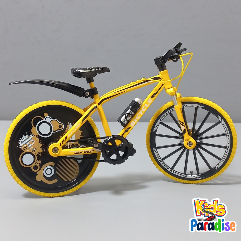 Metal Alloy Exquisite Bike Model 1:8 Scale Diecast Model Bicycle
