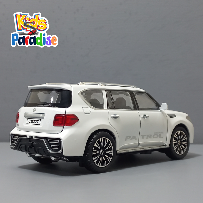 Nissan Patrol Modified 1:24 Scale Diecast Model Car