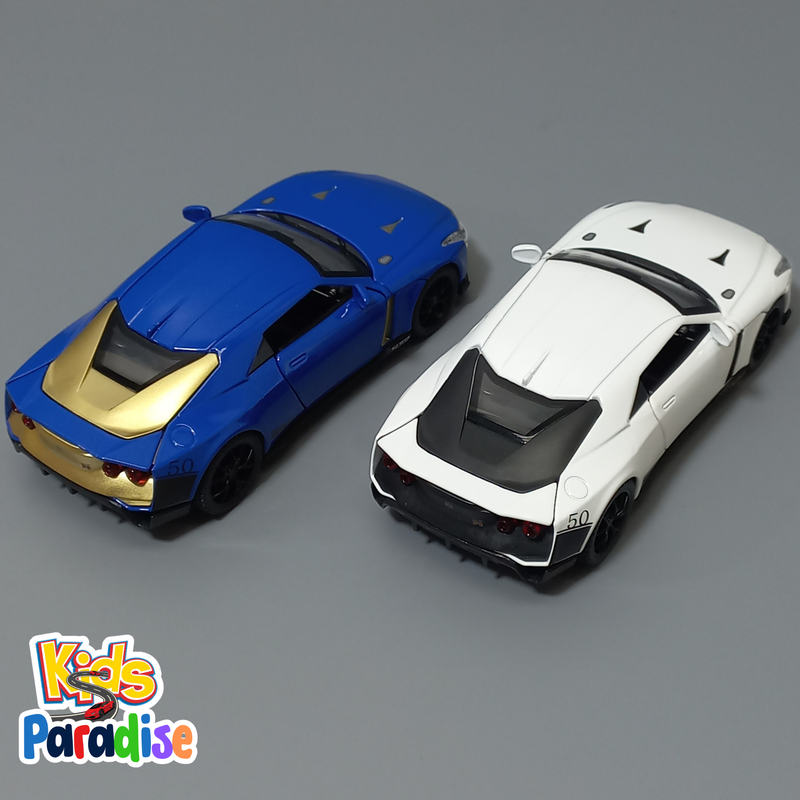 Nissan Gtr 50 1:32 Scale Diecast Model Car