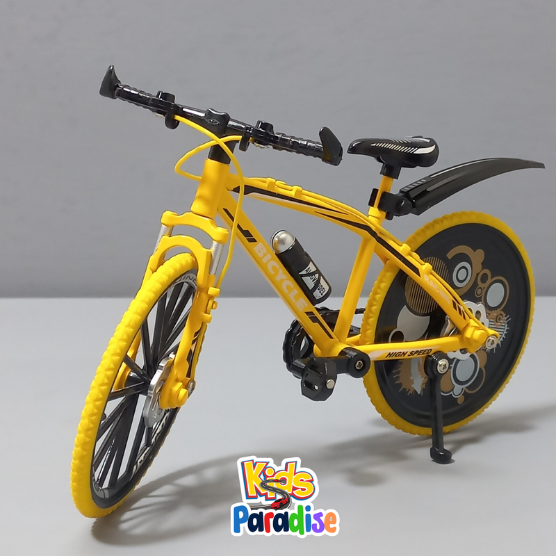 Metal Alloy Exquisite Bike Model 1:8 Scale Diecast Model Bicycle